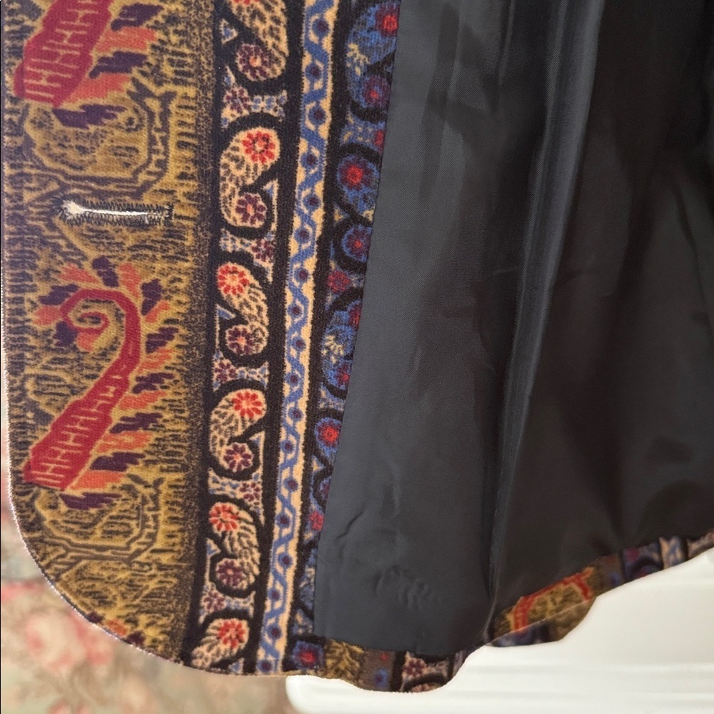 Vintage Harve Bernard Paisley Velvet Jacket - Picture 8 of 10